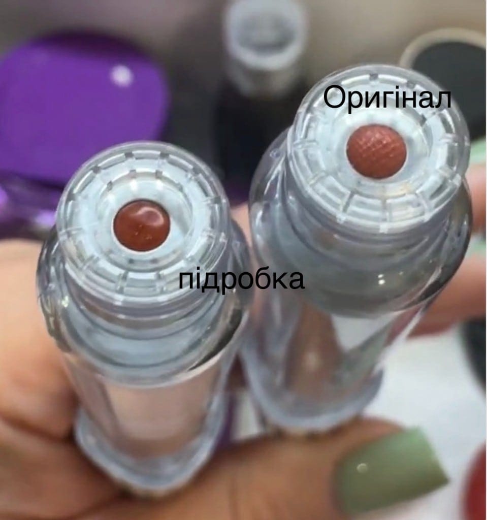 Мембрани картриджів Mounjaro крупним планом: гладка на підробці і рифлена на оригіналі
